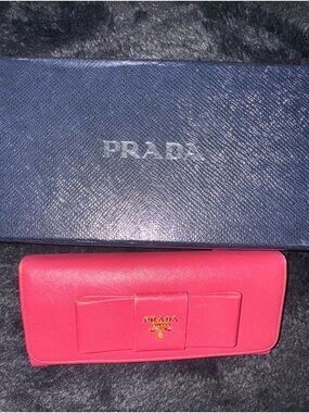 Prada Pink Saffiano Bow Zip Continental Wallet